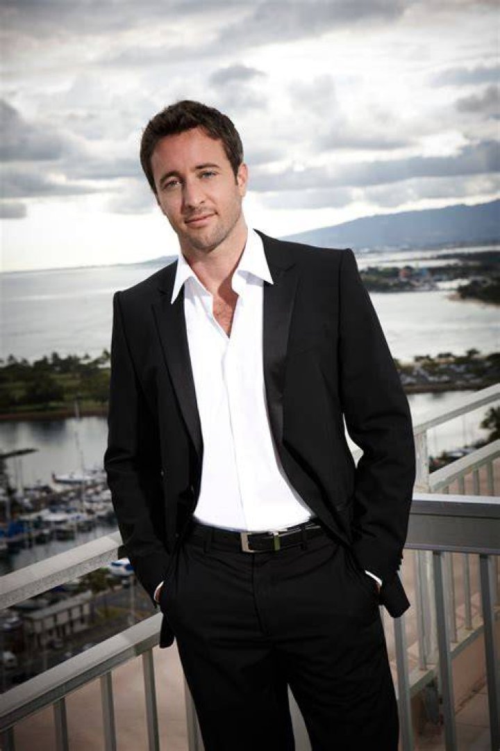 Alex O'Loughlin Met Wife When He Moved to Film 'Hawaii Five0' &mdash; Family Is Now the Most