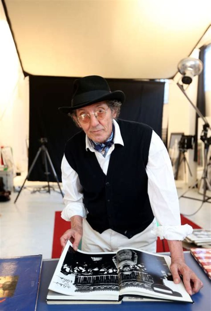 Antonio Guccione, l&rsquo;artista viandante Corriere.it