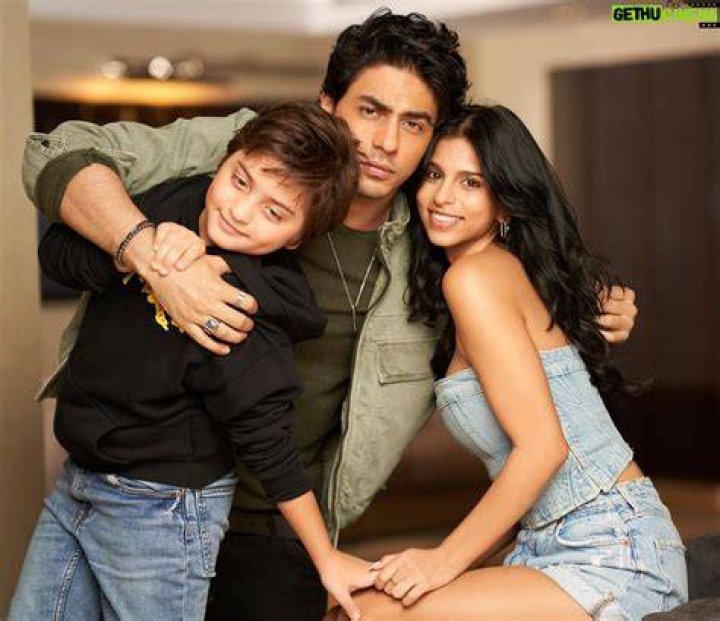 Biography of Aryan Khan, son of Bollywood King Shahrukh Khan, age career, family, education