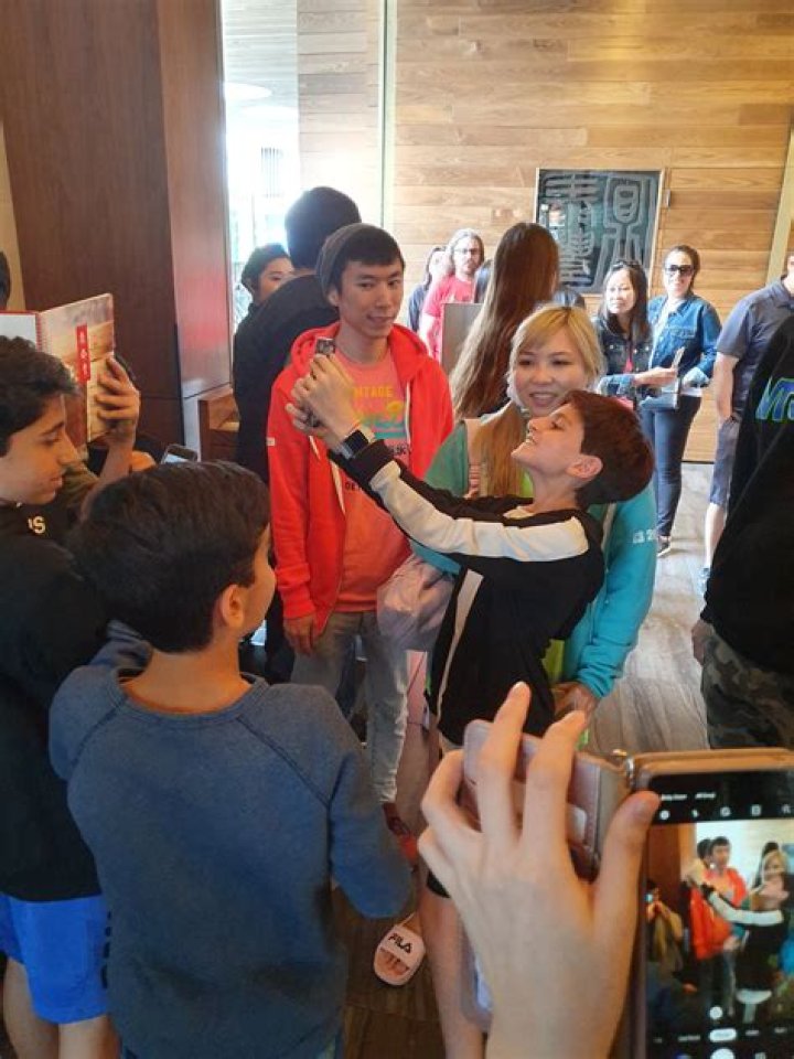 BoxBox on Twitter "we look like wifi bars LilyPichu THEalbertchang&hellip;