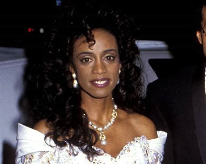 Brenda HarveyRichie Wiki Bio. Who is Lionel Richie's exwife? CitiGist