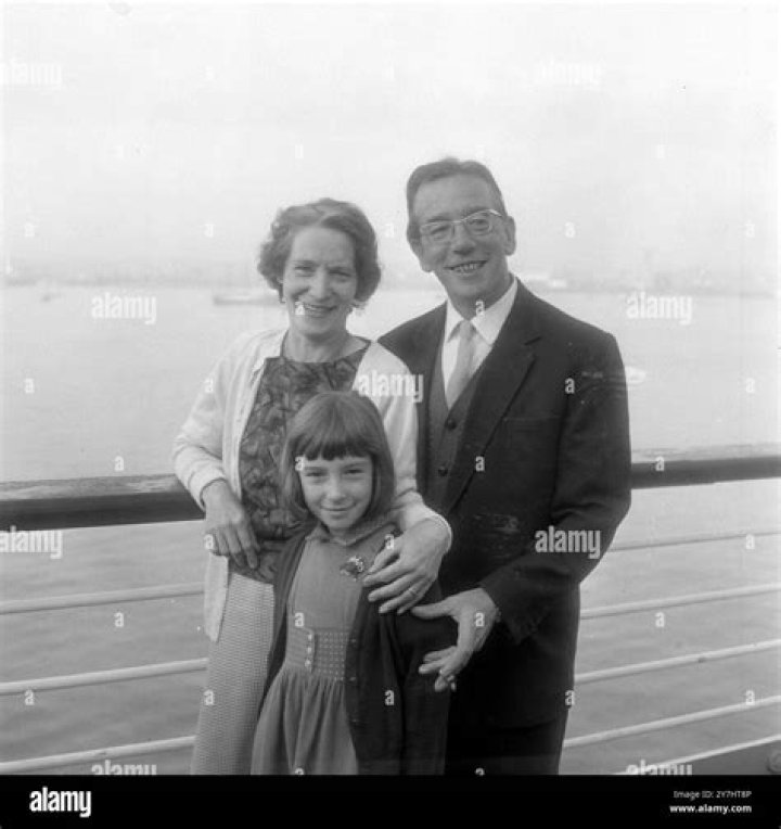 Carol Biography Facts, Childhood, Family Life & Achievements