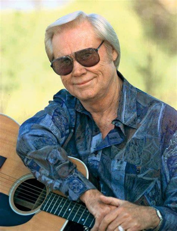 Country superstar Jones dead at 81