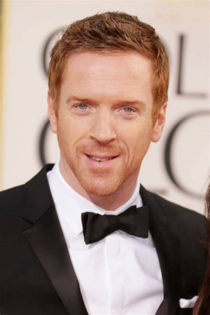 Damian Lewis on throne in &lsquo;Wolf Hall&rsquo; The Columbian