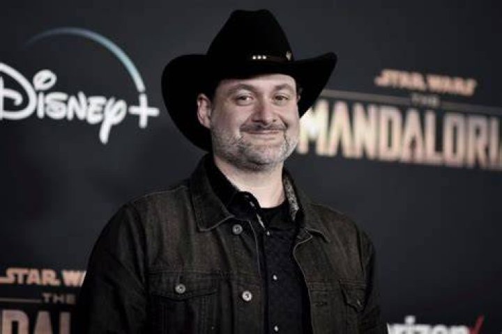 Dave Filoni ir&aacute; dirigir um epis&oacute;dio da segunda temporada de The Mandalorian