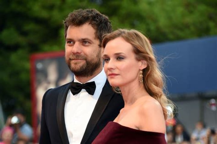 Diane Kruger & Joshua Jackson Sunday Brunch with Pals! diane kruger