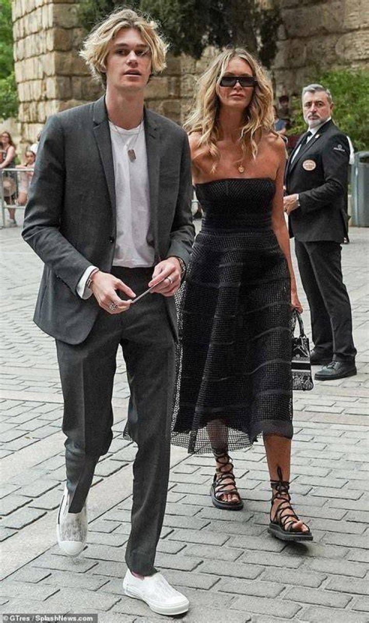 Elle Macpherson, 58, stuns as she steps out on the arm of her lookalike