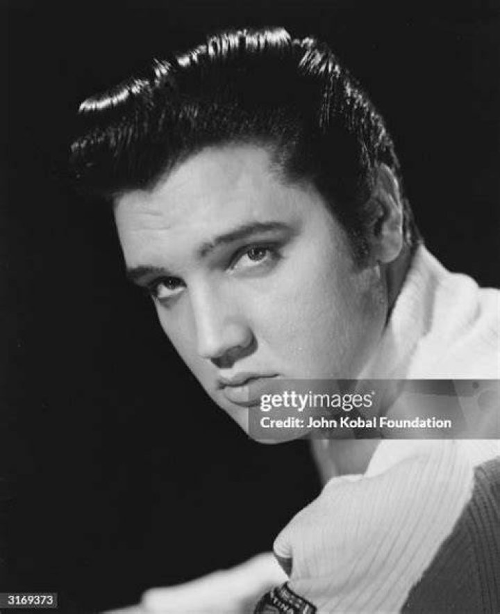 Elvis Presley's Weight Gain Followed Him for Many Years & He Looked For