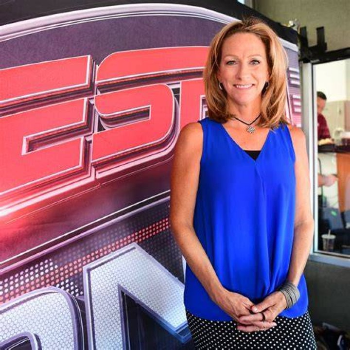 ESPN&rsquo;s Beth Mowins reportedly will be the first woman to call an NFL