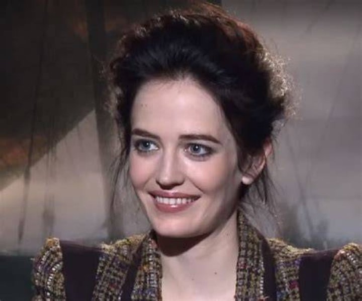 Eva Green Biography Facts, Childhood, Family Life & Achievements