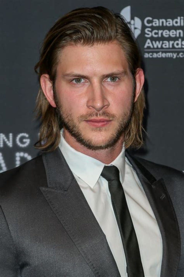 Greyston Holt's Height & Weight
