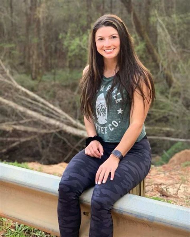 Hannah Barron Biography; Net Worth, Age, Height, Siblings, Parents And Husband ABTC