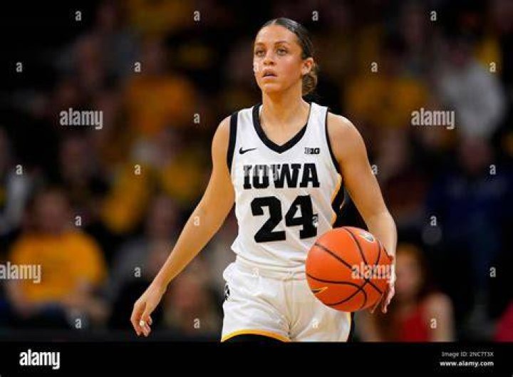Iowa women&rsquo;s basketball guard Gabbie Marshall lightsout in second