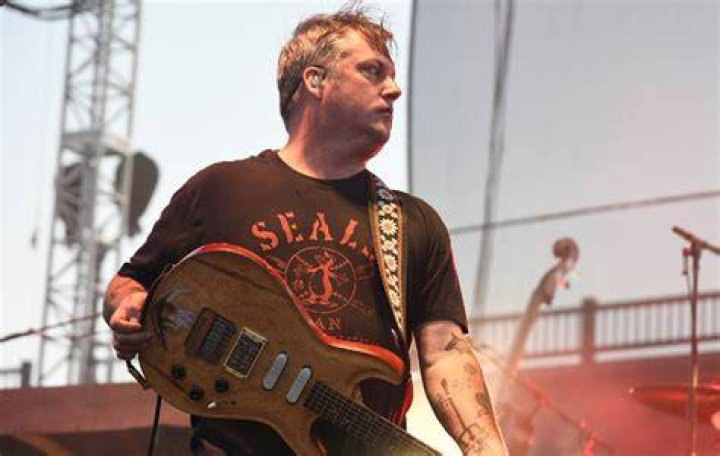 Isaac Brock Lyrics, Songs, and Albums Genius