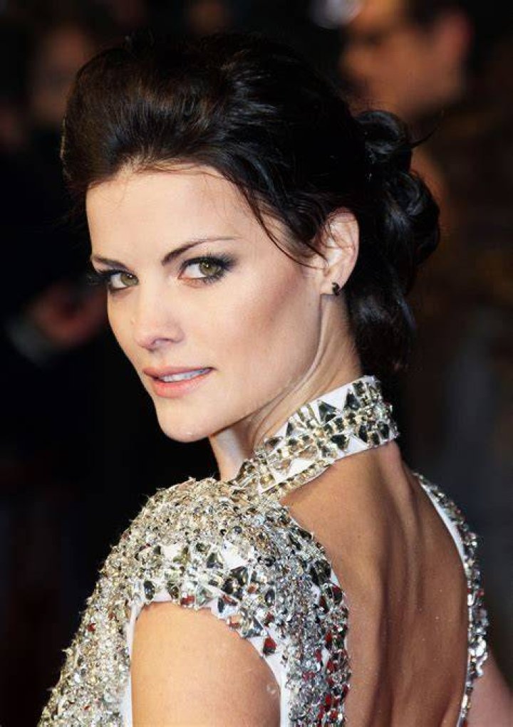 Jaimie Alexander Bio, Net Worth, Age, Shows, Awards, Dating, Tattoos