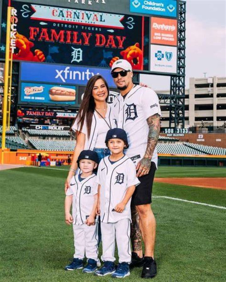 Javier Baez Wife Javier Baez Javy23baez Instagram Photos And Videos