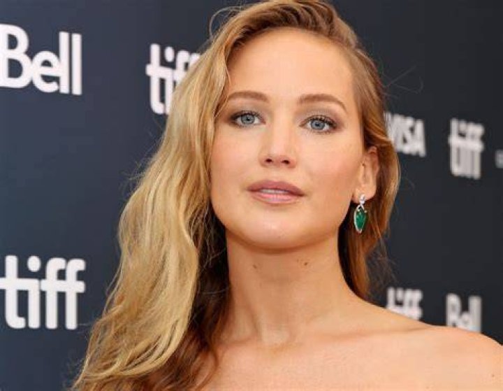 Jennifer Lawrence Net Worth ( 160 million in 2024) Edudwar