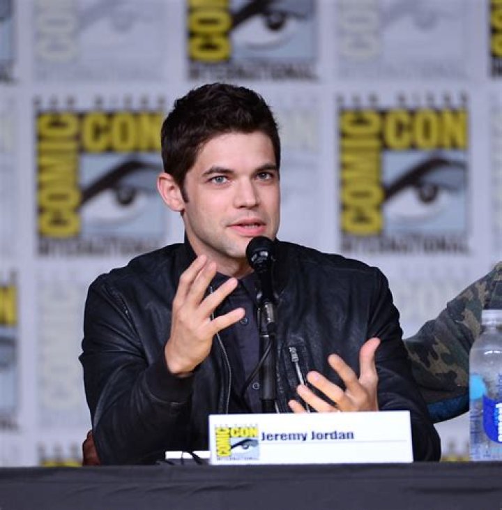 Jeremy Jordan Height