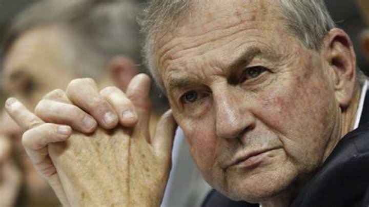 Jim Calhoun reveals he had cancer surgery in May
