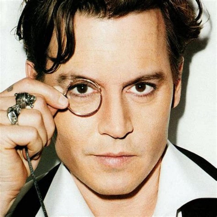 John Christopher Depp II Net Worth 2020, Salary, Siblings, Bio