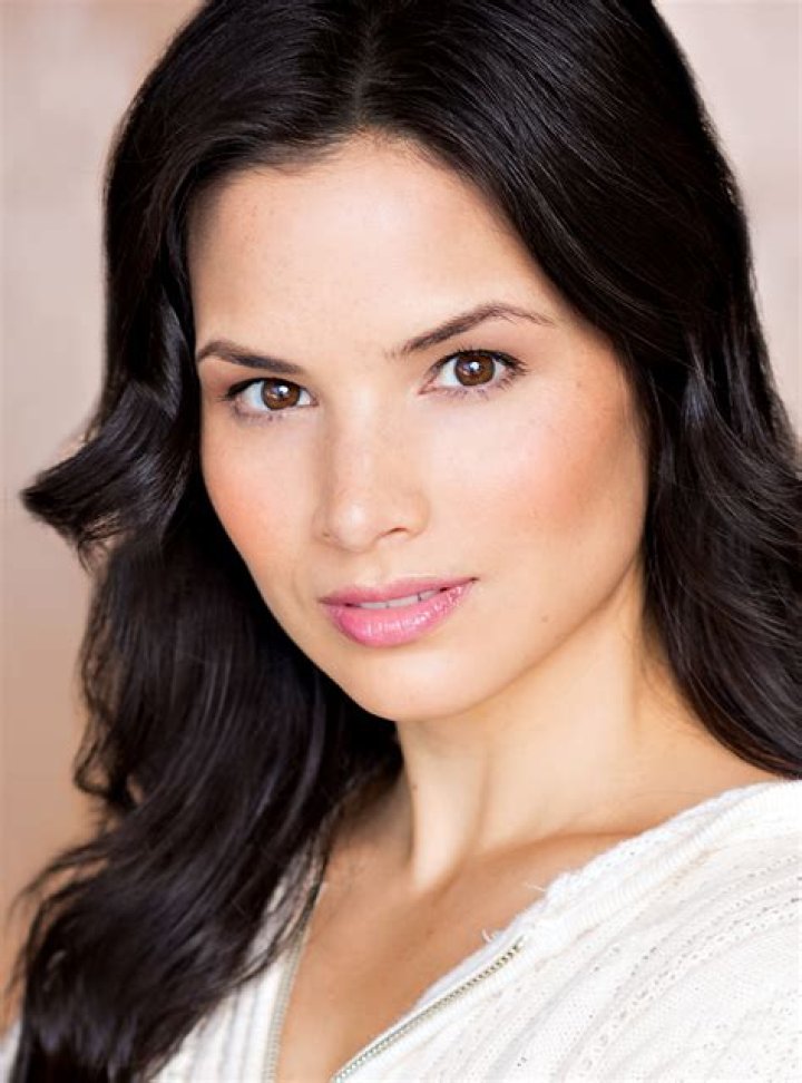 Katrina Law Net Worth March 2024, Salary, Age, Siblings, Bio, Family