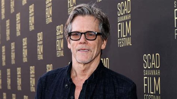 Kevin Bacon celebrates end of strike with 'Footloose' dance Los