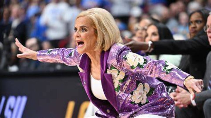 Kim Mulkey Religion Is She Christian Or Jewish? Family