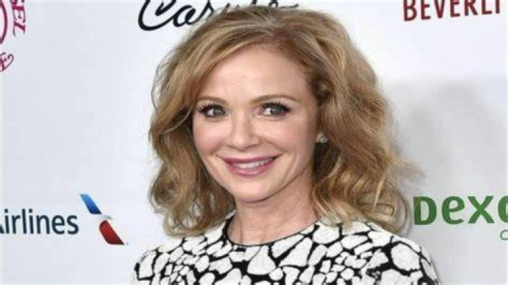 Lauren Holly Bio, Wiki, Net worth, Spouse, Measurements, Exwife of Jim