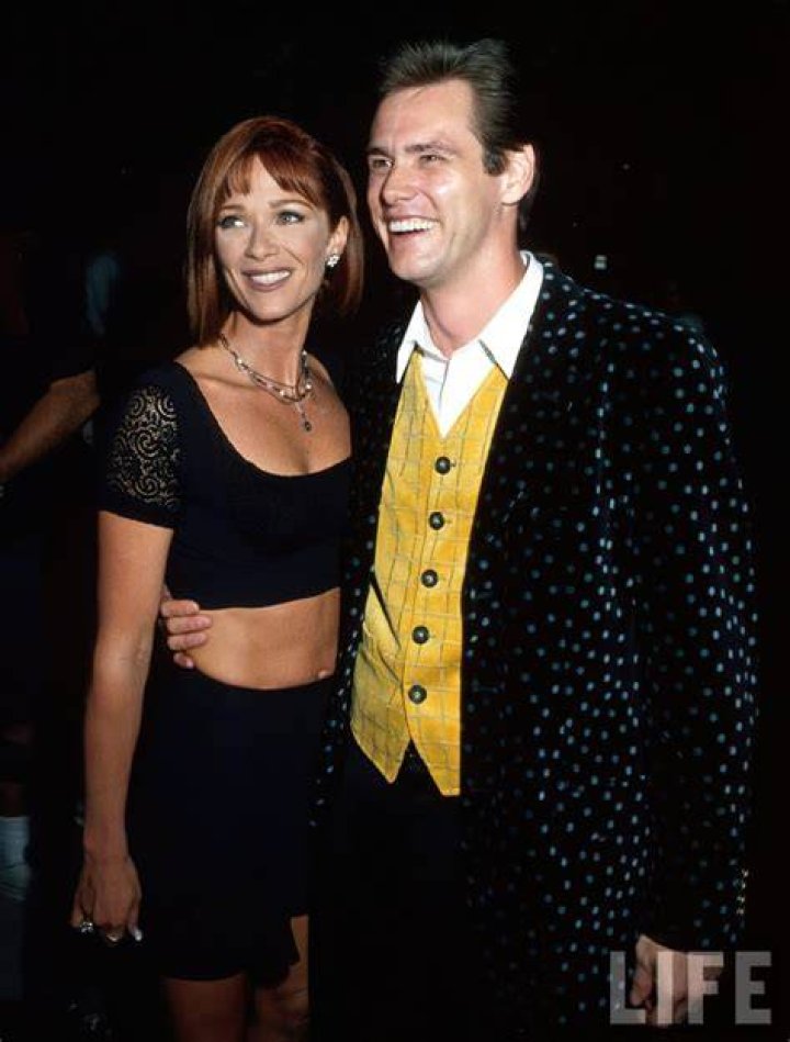 Lauren Holly Who is Jim Carrey second wife? What happened to Lauren Holly?