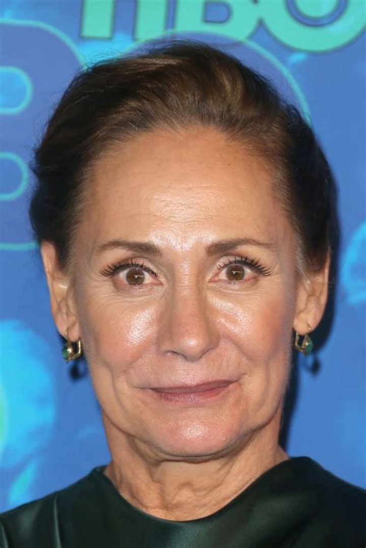 Laurie Metcalf's Daughter Meets Supergirl's Melissa Benoist