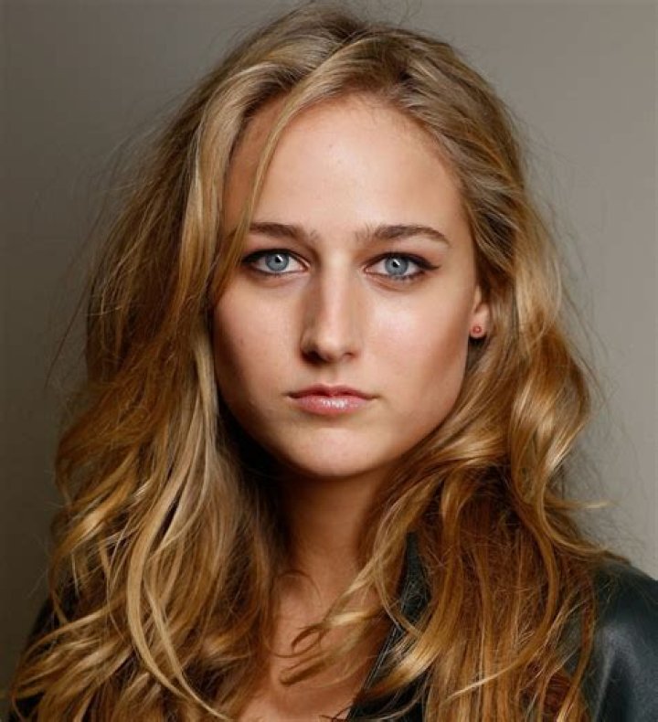 Leelee Sobieski Pictures. Hotness Rating = 9.55/10
