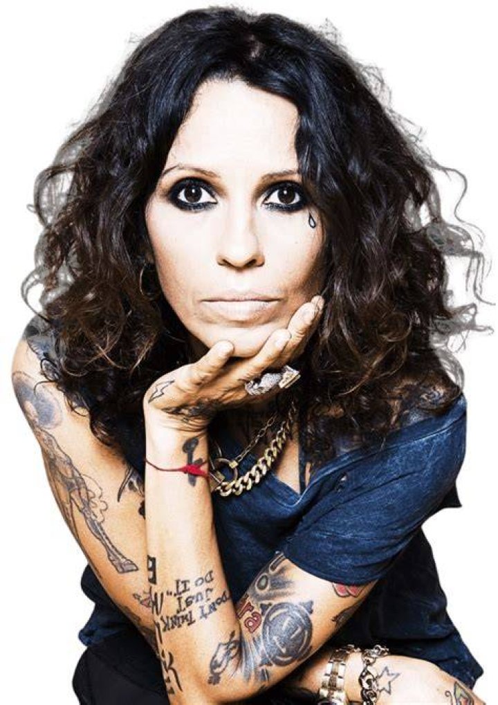 Linda Perry Nude Telegraph