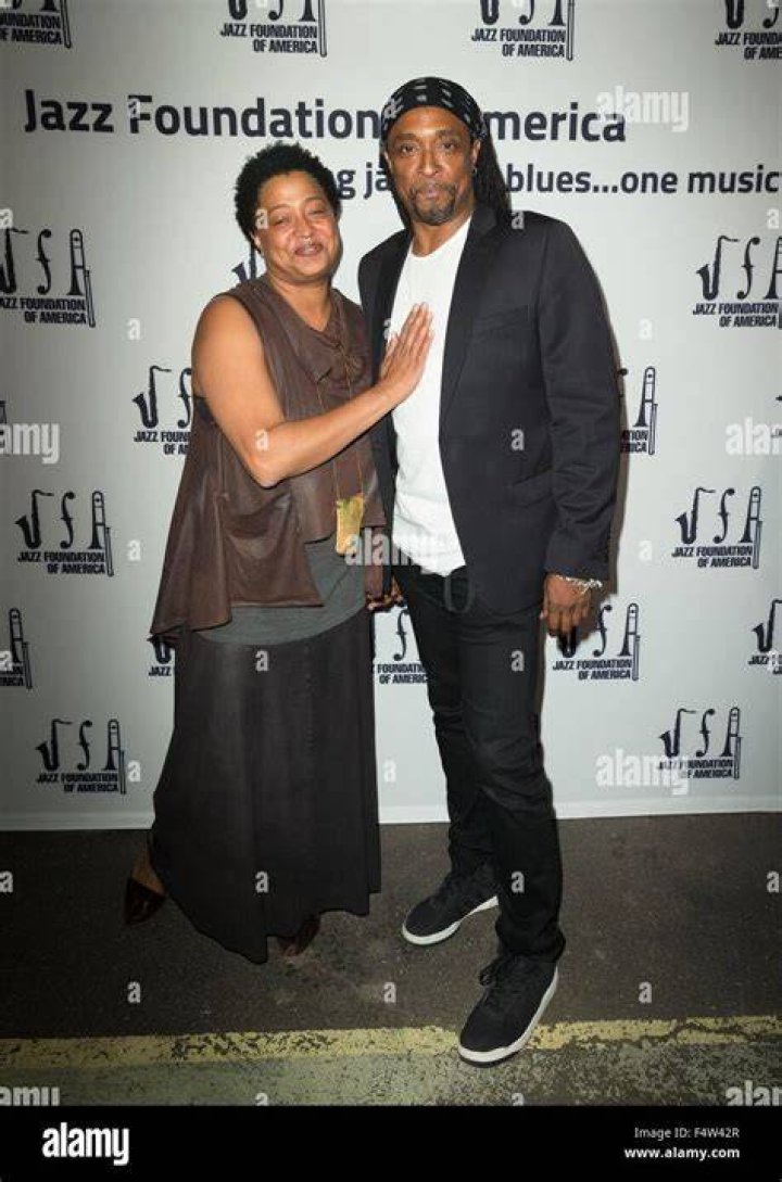 Lisa Fischer is Married to Music! Her Life That is Filled with Songs
