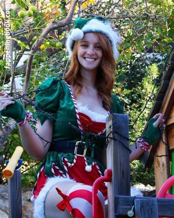 LollipopGinger Nude Onlyfans Photos & Video On Thothub EroFound
