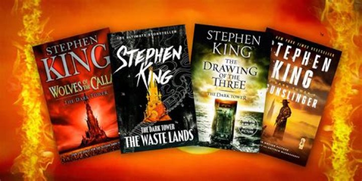 &lsquo;Chapelwaite&rsquo; Photos Of Stephen King&rsquo;s Scary New Series Hollywood Life