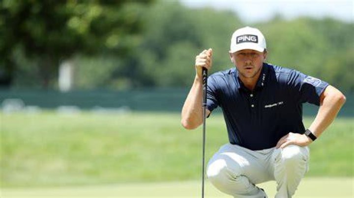 Mackenzie Hughes Shoots 60 for ThreeShot Lead at Travelers