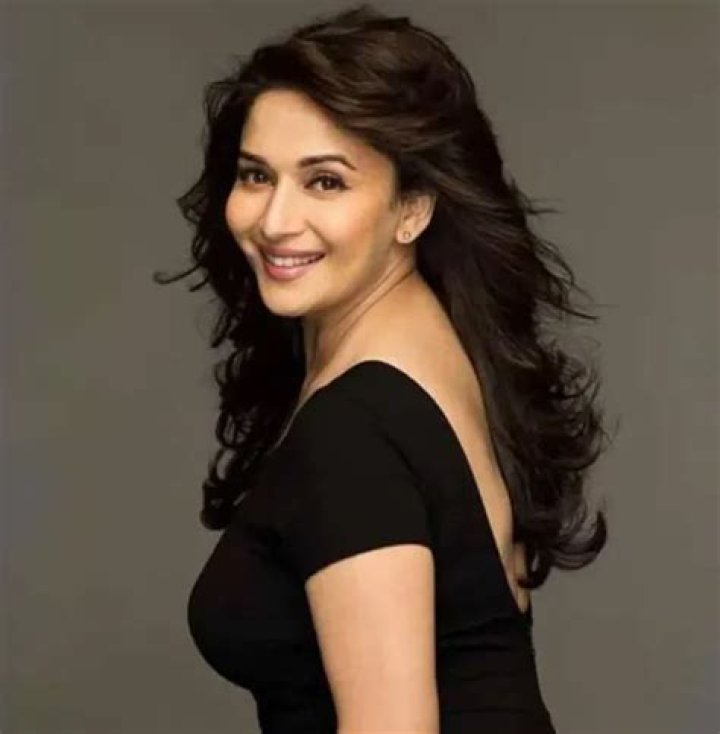 Madhuri Dixit Age, Net Worth, Profession & Lots DTfun