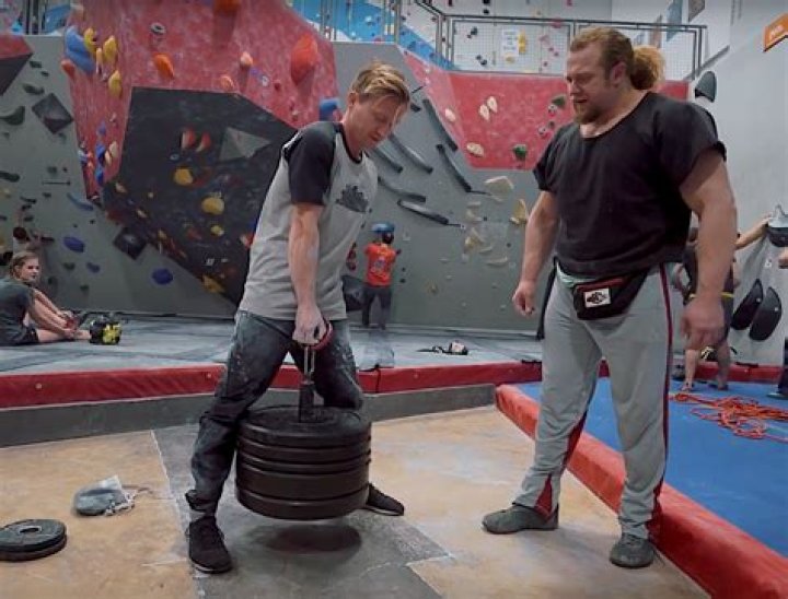 Magnus Midtbø (climber)