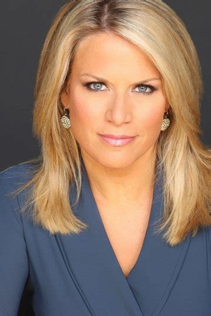 Martha MacCallum net worth, age, height, biography, career, and updates