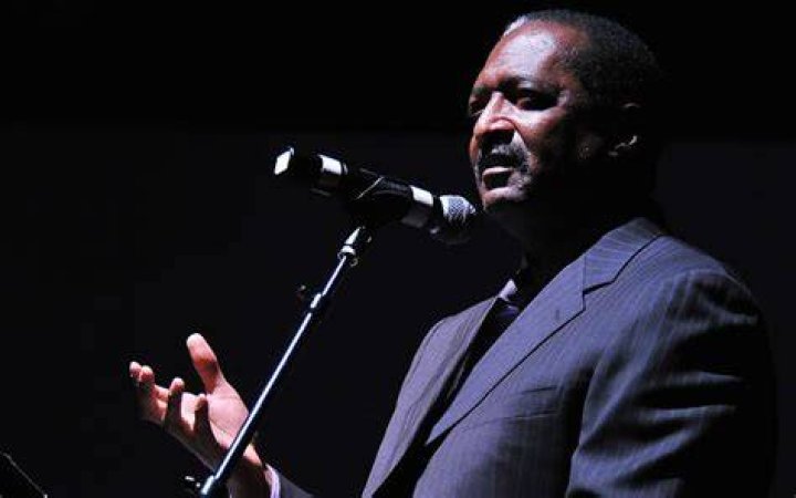 Mathew Knowles Will Teach You How To Be Beyonc&eacute; for 199, But Here Are Some Tips for Free Racked