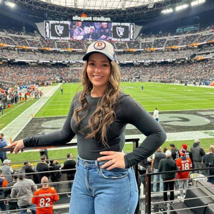 Megan Perine Height, Weight, Net Worth, Age, Birthday, Wikipedia, Who