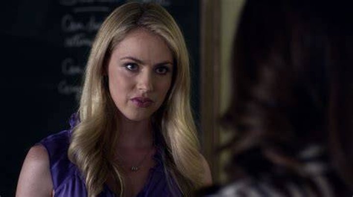 Meredith Sorenson Pretty Little Liars Wiki Fandom