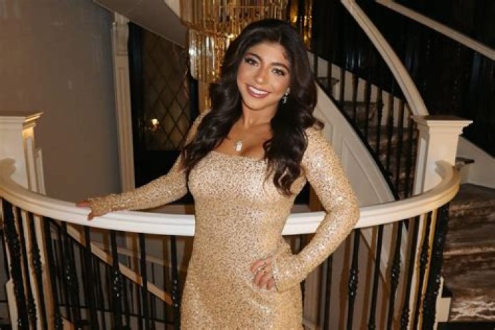 Milania Giudice's 14th Birthday Orange Crop Top, Teresa Daughter The