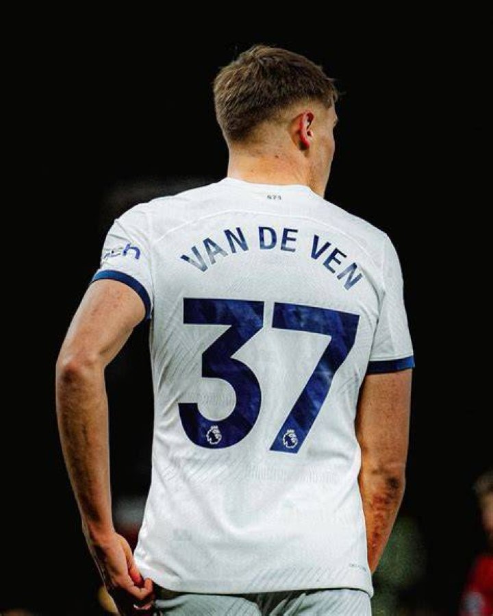M.J.T. van de Ven