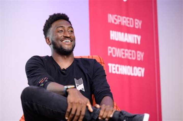 MKBHD (Marques Brownlee) age, measurements, full name, girlfriend