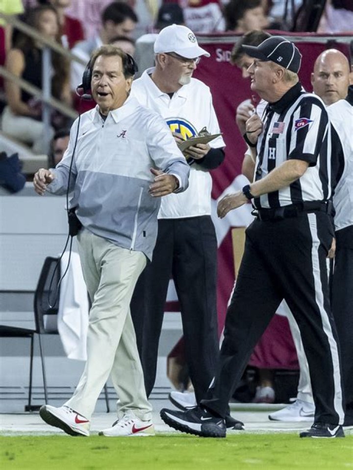 Nick Saban on Jermaine Burton appearing to strike Tennessee fans 'We handle discipline issues