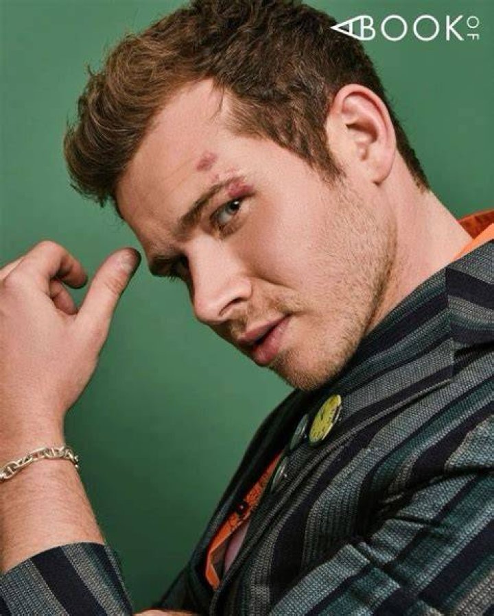 Oliver Stark Stark, Hot actors, Mens hairstyles with beard