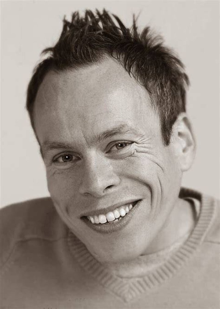 Phil Lowe. Actor and Theatre Writer Finally learnt 45 mins of script