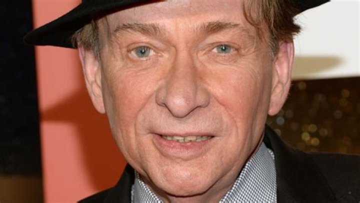 R&B Singer Bobby Caldwell Dies at 71 Pitchfork