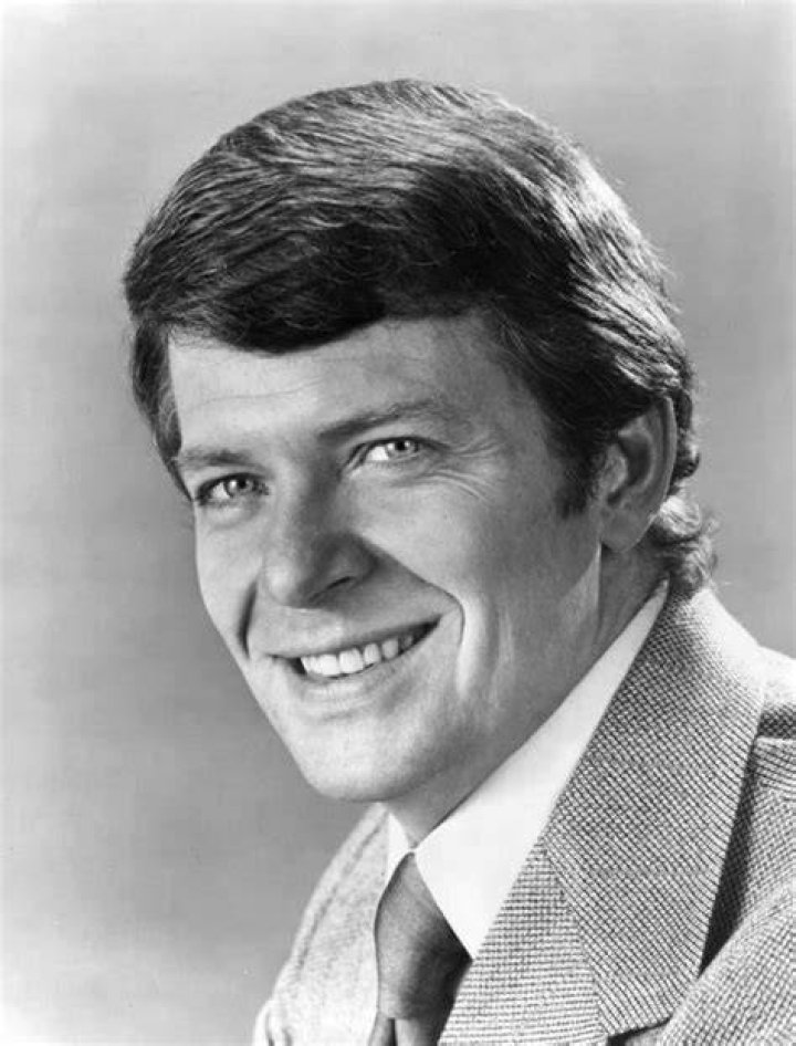 Robert Reed Net Worth Short bio, age, height, weight Net Worth